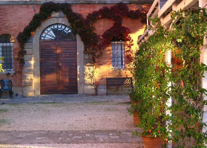 Palagione Centro Interculturale 3*